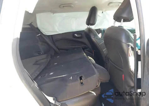 2020 Jeep Compass Trailhawk 4X4 from USA, damaged, VIN 3C4NJDDB1LT171966